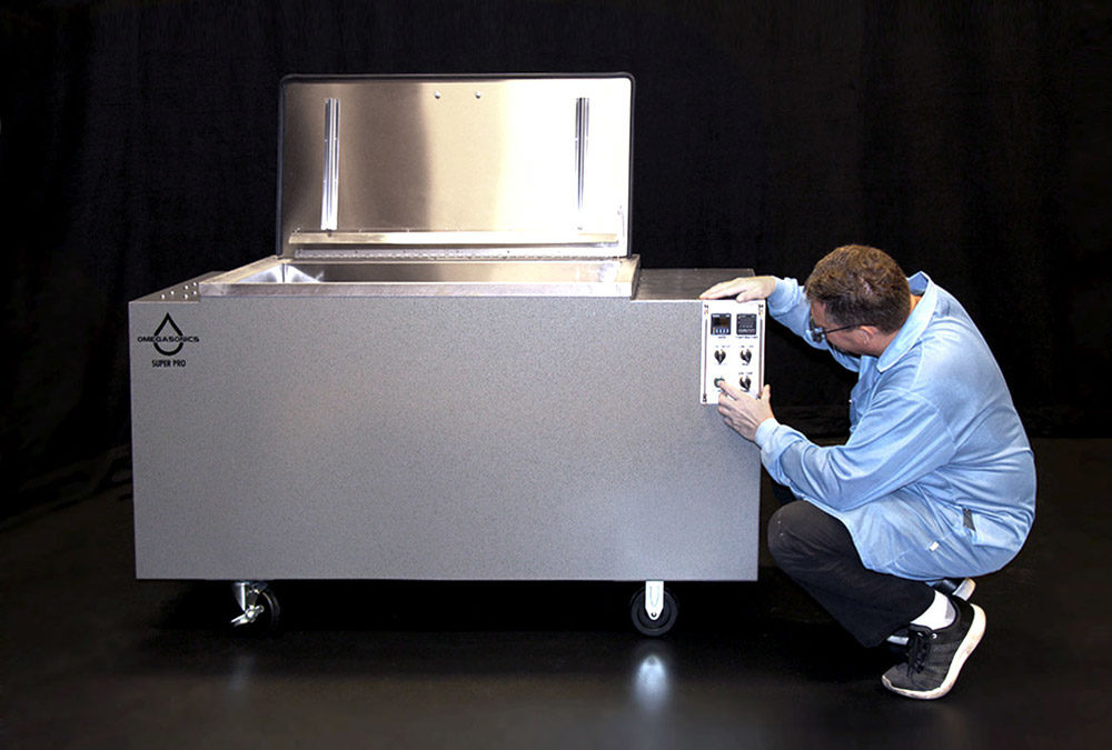 Cleaning and Sterilizing Medical PPE with an Ultrasonic Cleaner