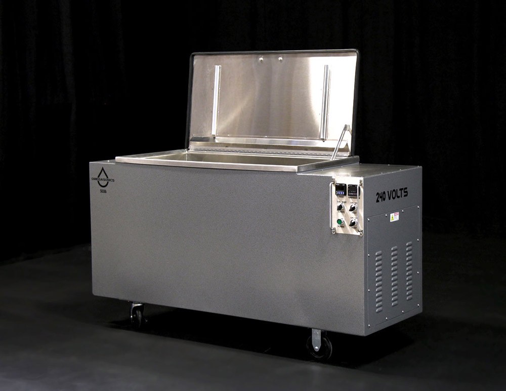 large industrial ultrasonic cleaner