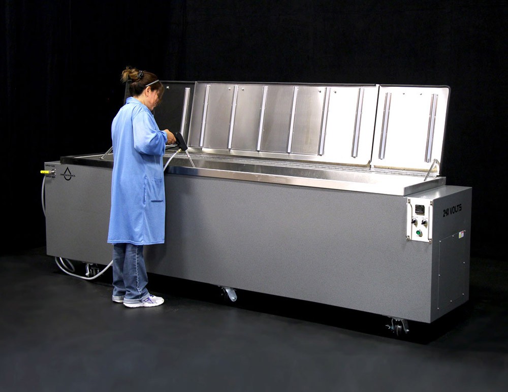 large industrial ultrasonic cleaner