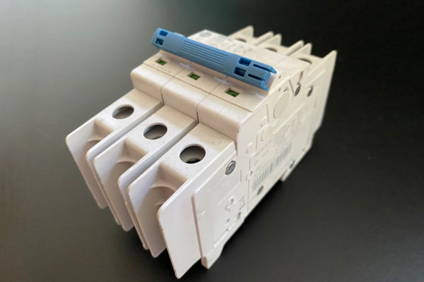 Circuit Breaker–3 Pole/30