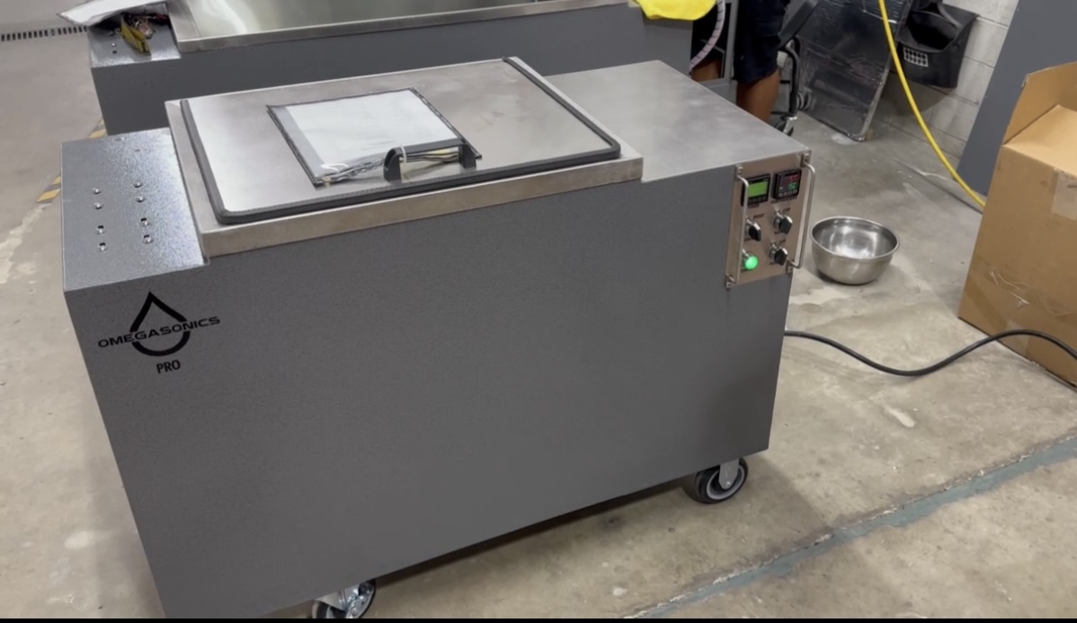 industrial ultrasonic cleaner